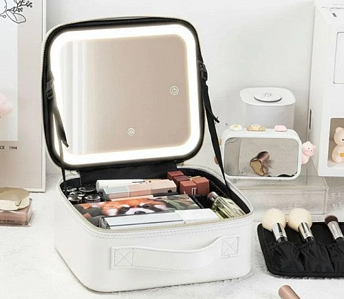 Trousse de maquillage avec miroir éclairé